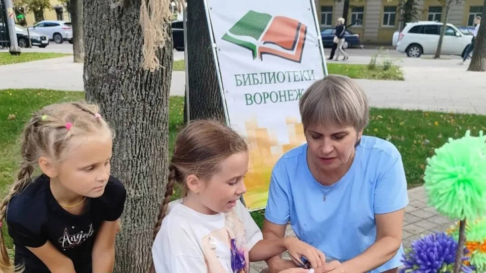 В Воронеже у памятника Осипу Мандельштаму стартует библиотечный проект для детей 